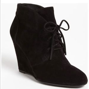Via Spiga Sophie Black Wedge Booties (Size: 7.5)